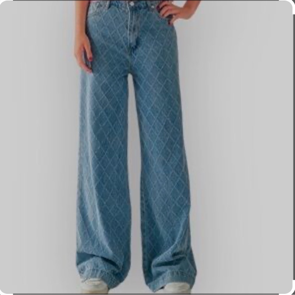 NEW WITH TAGS HOUSE OF HARLOW 1960 Rhinestone Denim Pants maya jeans. - Picture 5 of 7
